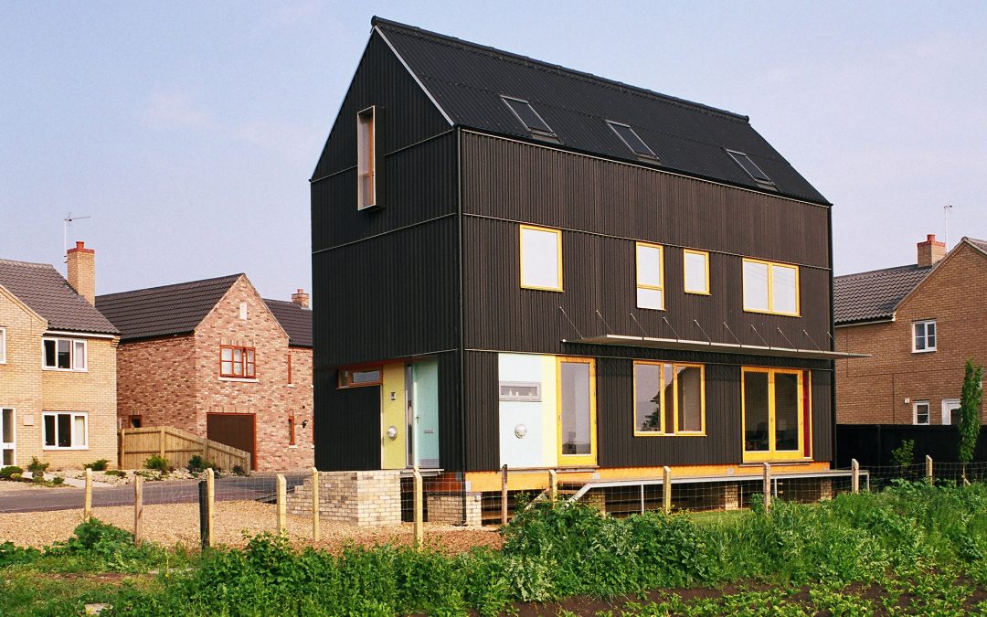 2004: Black House