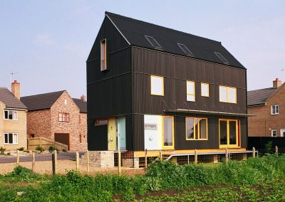 2004: Black House