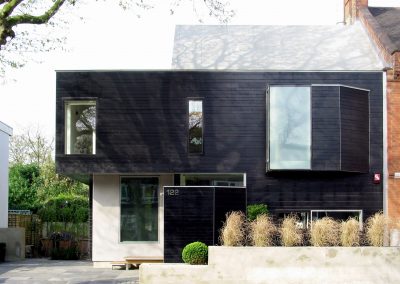 2005: Stealth House