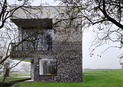 2015: Flint House