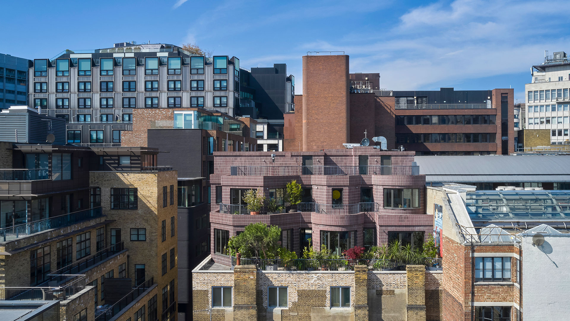 House-On-The-Hill-Skyline